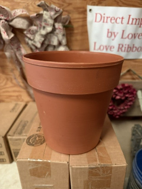 MISC 8" PLASTIC POTS